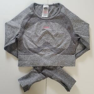 Gymshark Gray Flex Long Sleeve Crop Size S